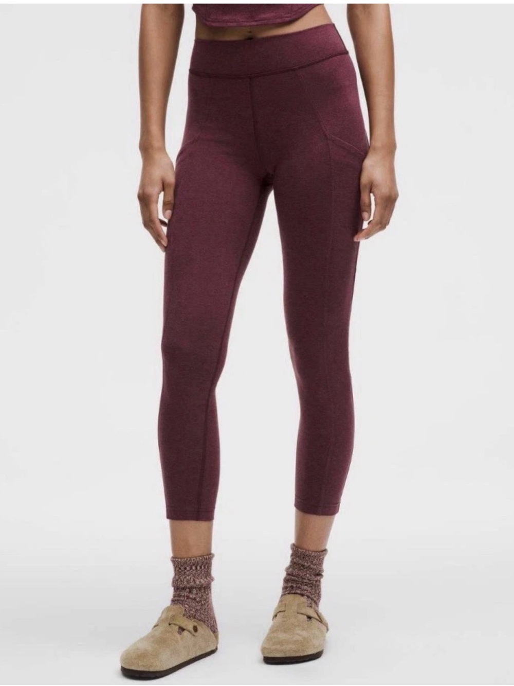 Lululemon Soft Sueded High-Rise
Tight 25" - Garnet Size 6